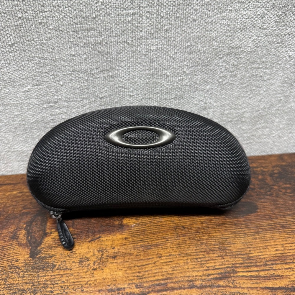 Oakley Vault Sunglasses Case Black Hard Shell Ballistic Nylon Zippered Eyewear